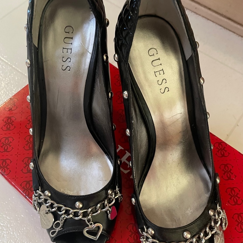 Ladies Guess Heels